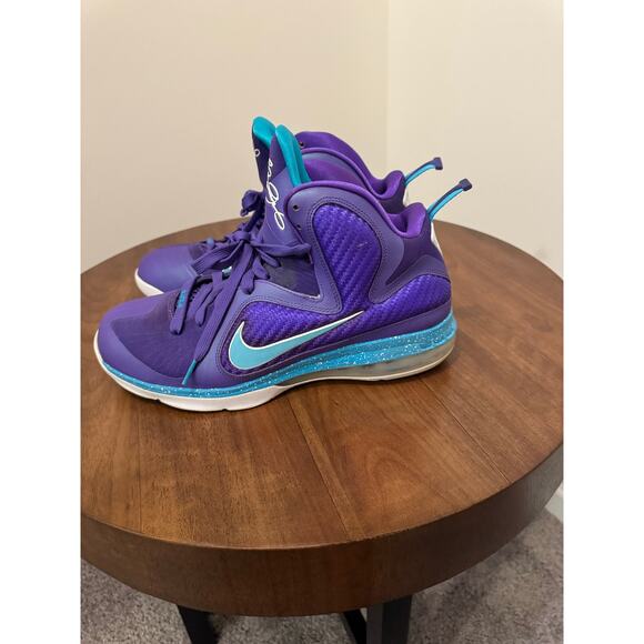 Nike LeBron 9 Summit Lake Hornets - Picture 2 of 6